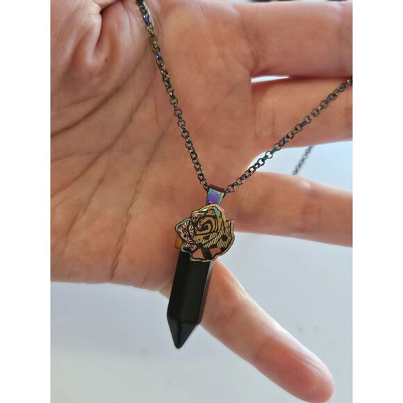 Disney The Nightmare Before Christmas Sally Rose necklace - Picture 3 of 8